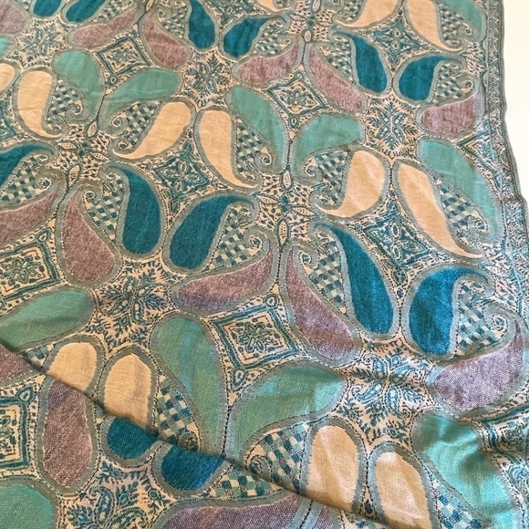 Pashmina Turquoise and Cream Wrap - Picture 3 of 5